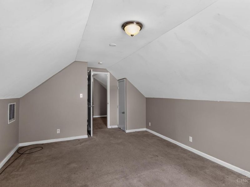 1641 Tuxworth Avenue, Cincinnati, OH 45238 Photo 16