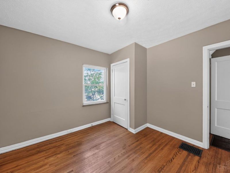 1641 Tuxworth Avenue, Cincinnati, OH 45238 Photo 17