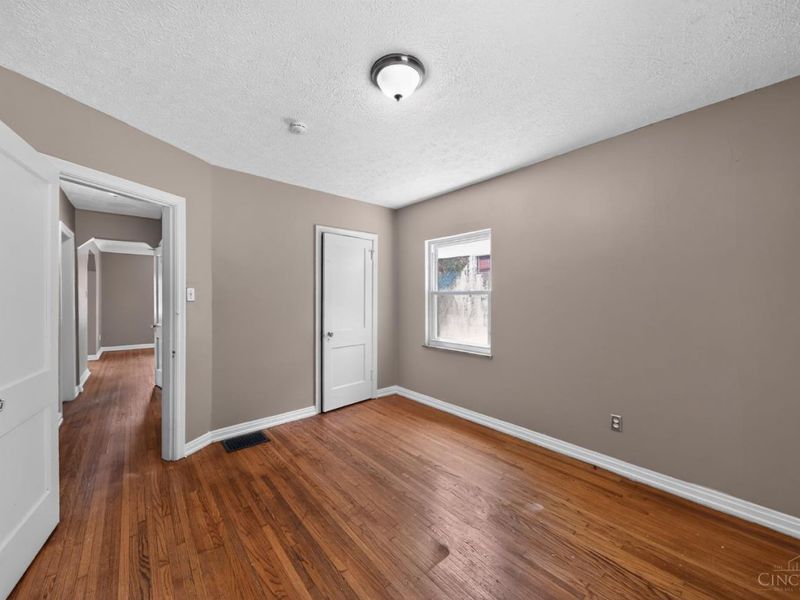 1641 Tuxworth Avenue, Cincinnati, OH 45238 Photo 18