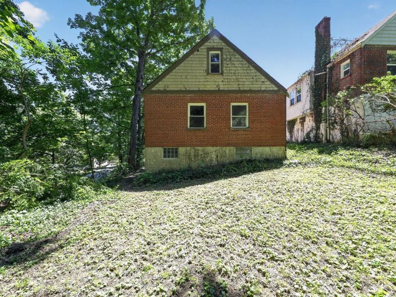 1641 Tuxworth Avenue, Cincinnati, OH 45238 Photo 2