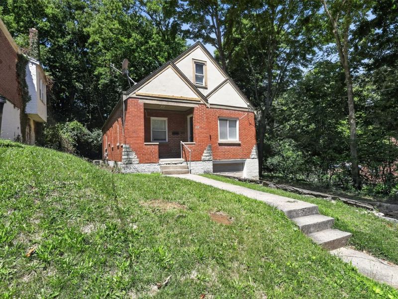 1641 Tuxworth Avenue, Cincinnati, OH 45238 Photo 5