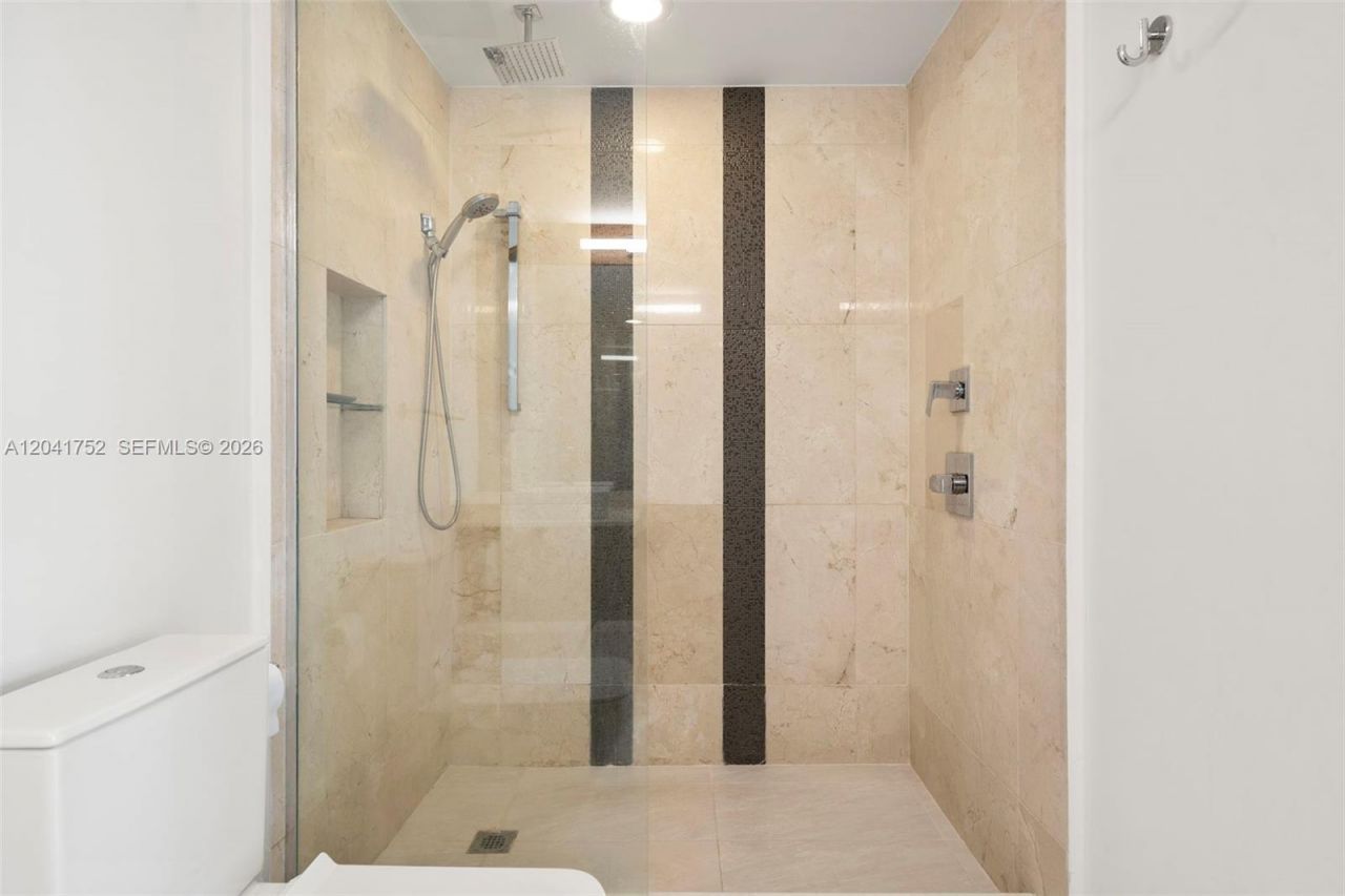 601 NE 27th St , Unit 1001, Miami, FL 33137 Photo