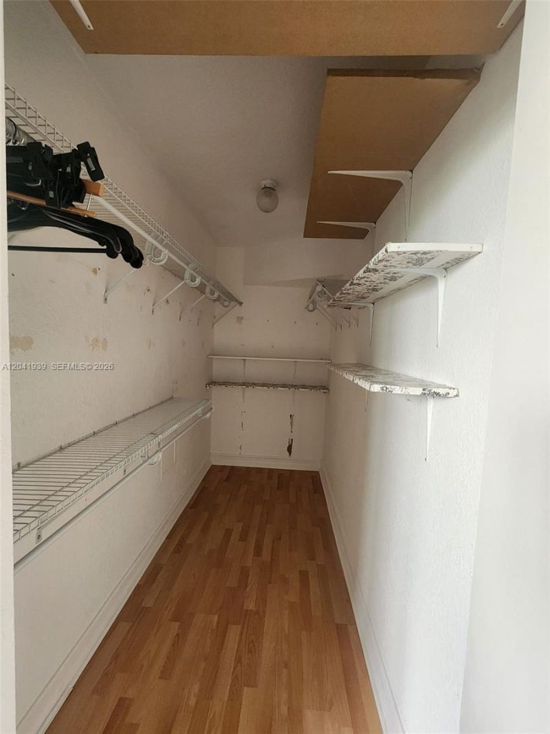 1080 99th St, Unit 221, Bay Harbor Islands, FL 33154 Photo