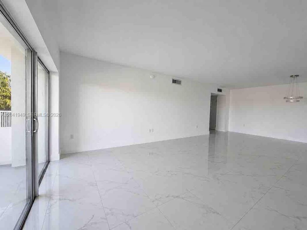 500 Bayview Dr, Unit 232, Sunny Isles Beach, FL 33160 Photo