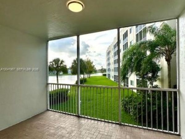 10750 NW 66th St , Unit 214, Doral, FL 33178