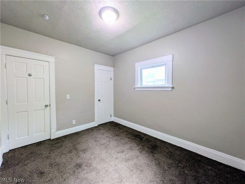 10302 Lamontier Avenue, Cleveland, OH 44104 Photo 10