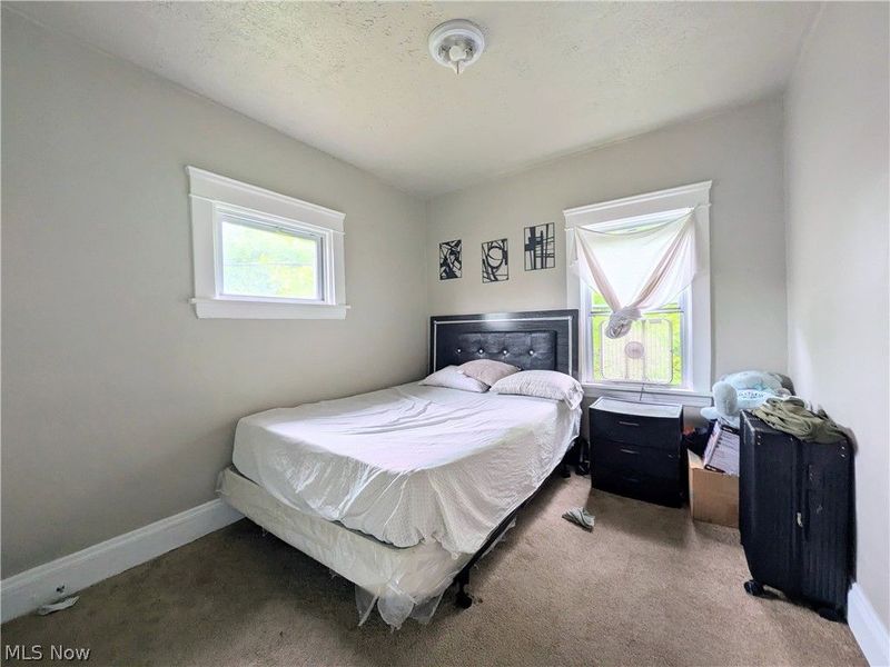 10302 Lamontier Avenue, Cleveland, OH 44104 Photo 34