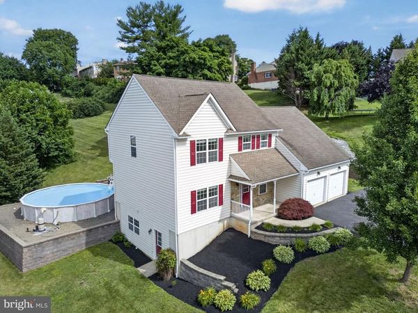 649 S READING AVENUE, BOYERTOWN, PA 19512