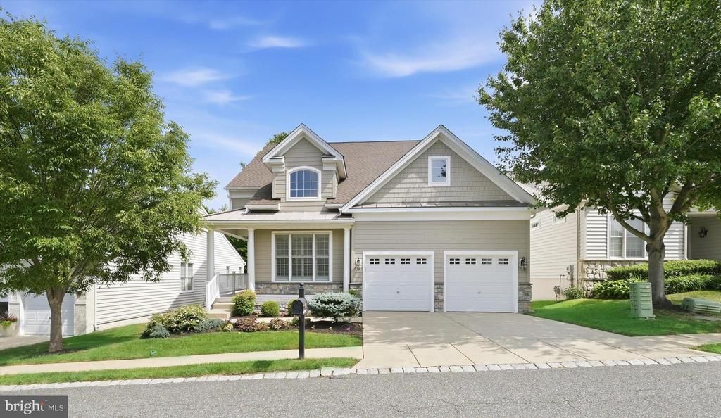 66 S Valentine Drive, Garnet Valley, PA 19060 Main Photo