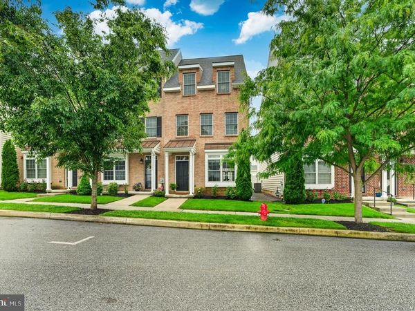 610 D STREET , KENNETT SQUARE, PA 19348