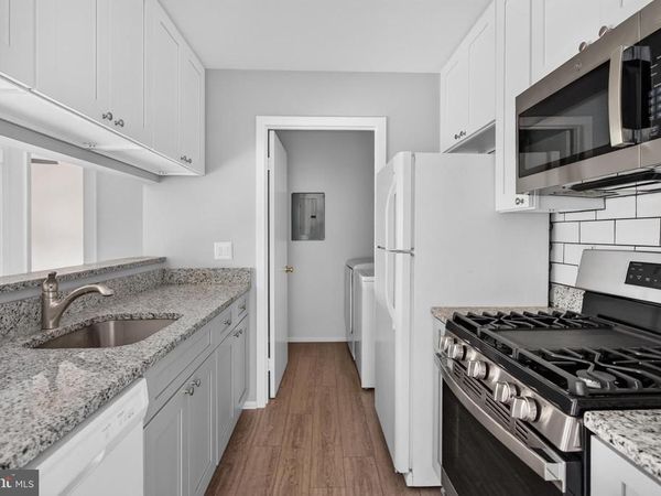 714 WOODHOLLOW DR, EVESHAM, NJ 08053