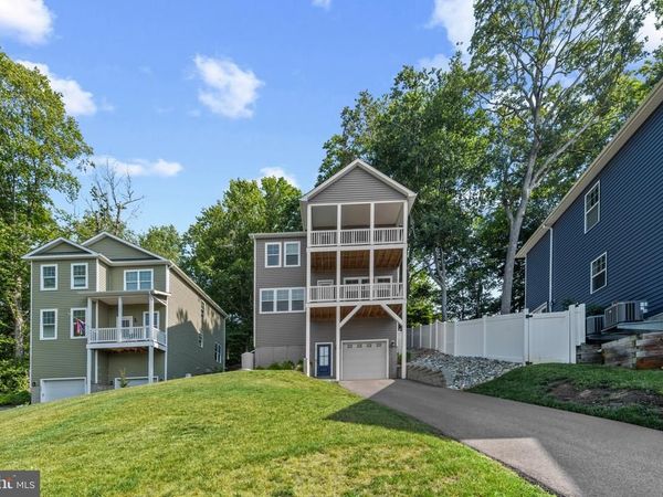 425 WALNUT DRIVE , EDGEWATER, MD 21037