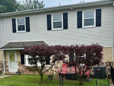 1802 WHITPAIN HLS, BLUE BELL, PA 19422