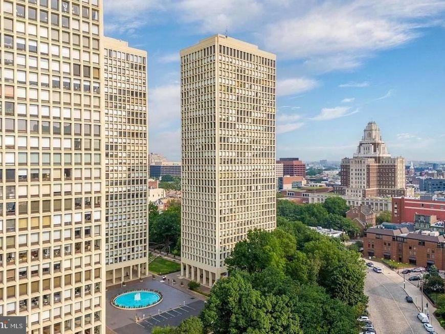 210 Locust Street , Unit 22EW, Philadelphia, PA 19106 Main Photo