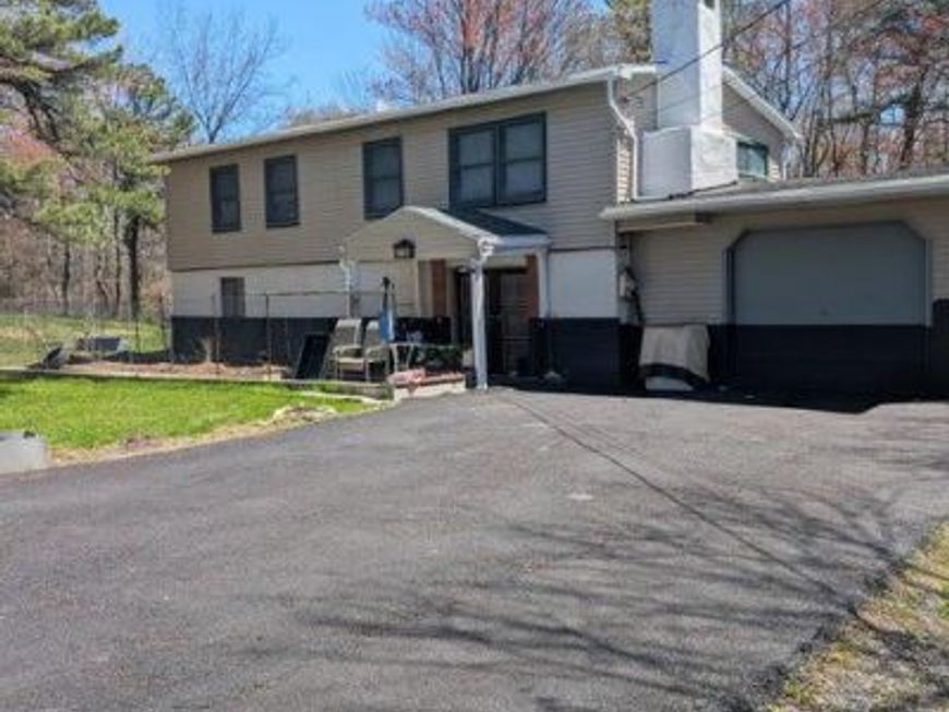 1514 Clover Road , Long Pond, PA 18334 Main Photo