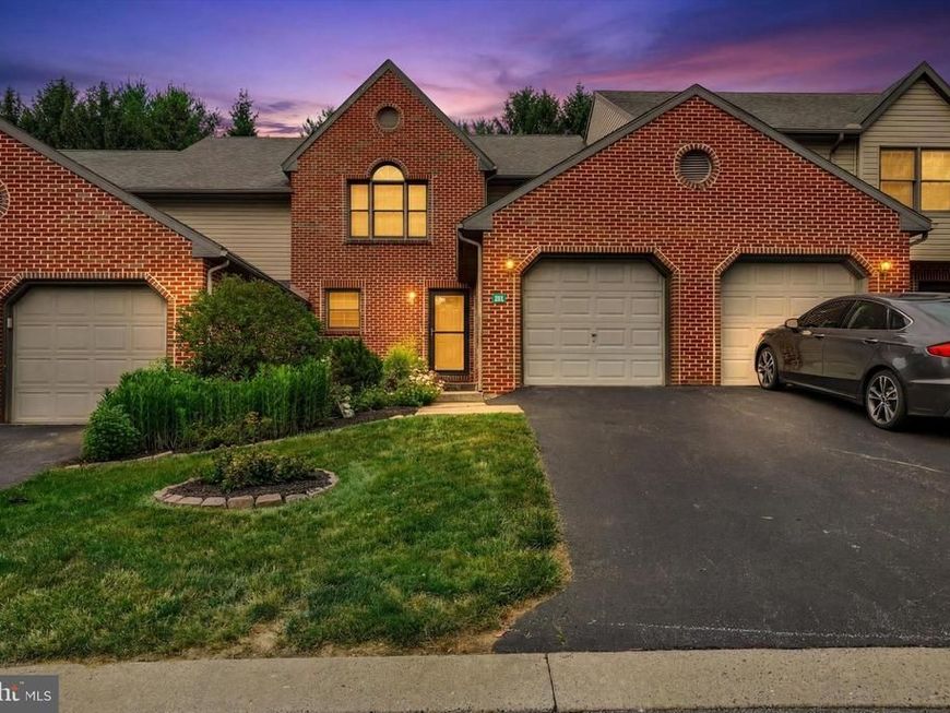 86 Jean Lo Way, Unit 86, York, PA 17406 Main Photo