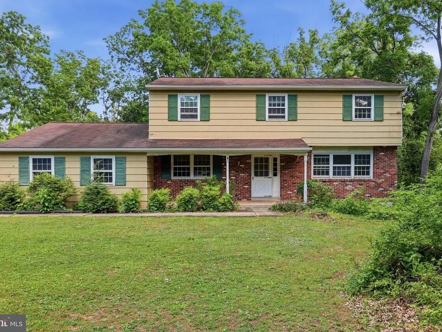 290 Cherry Blossom Drive , Holland, PA 18966 Main Photo