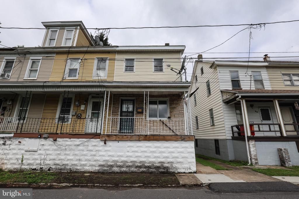 204 3RD STREET, RANSHAW, PA 17866