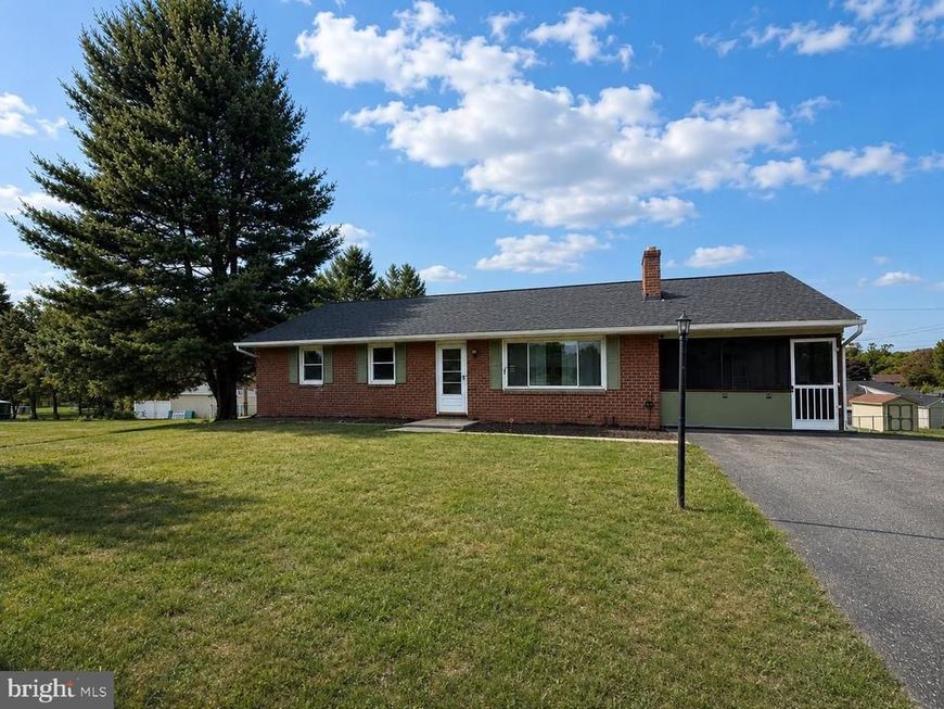 10602 Oaktree Circle, Williamsport, MD 21795 Main Photo
