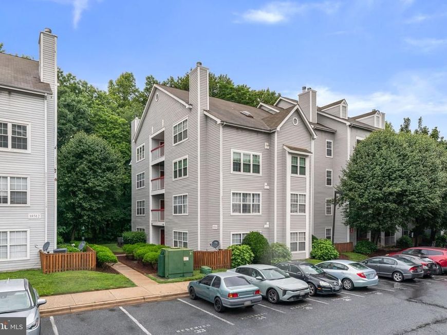 18516 Boysenberry Drive, Unit 204, Gaithersburg, MD 20879 Main Photo