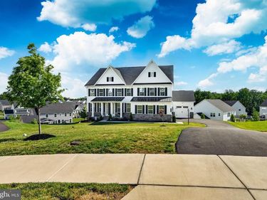 207 ALEXIS COURT, WEST CHESTER, PA 19380