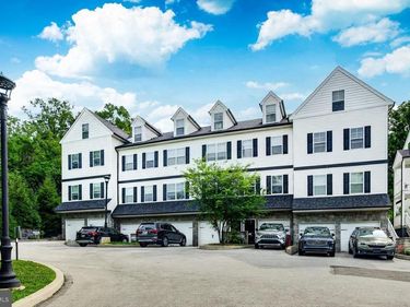 123 COLWELL LANE, CONSHOHOCKEN, PA 19428