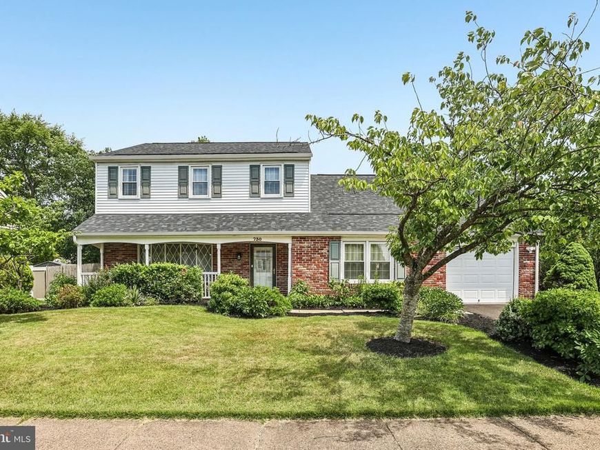 730 Fairbridge Drive, Fairless Hills, PA 19030 Main Photo