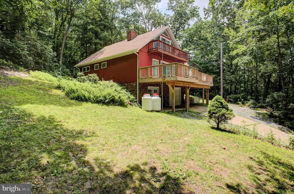 101 HILL CREST ROAD, FAYETTEVILLE, PA 17222