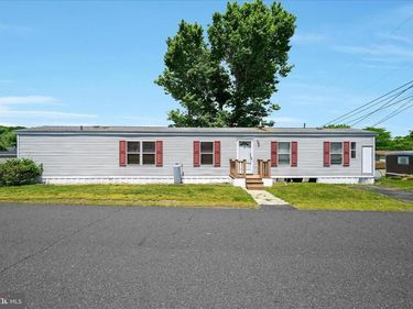 11 A FRIEDEN MANOR, Unit A, SCHUYLKILL HAVEN, PA 17972