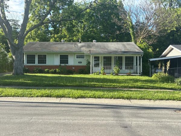 2806 Niagara Street, Cincinnati, OH 45251