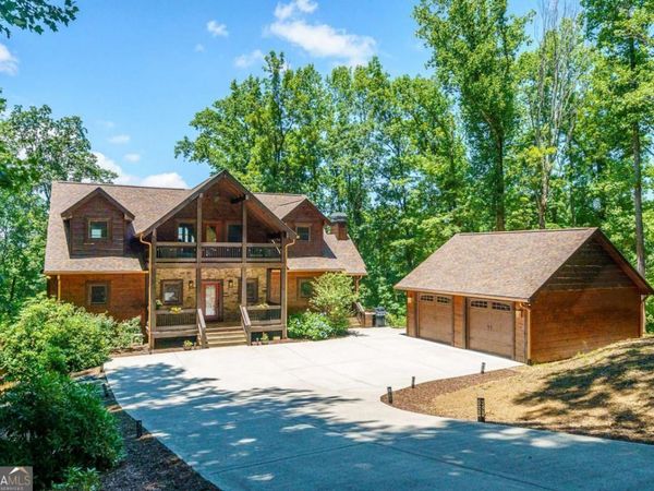1252 Mountainside Parkway, Ellijay, GA 30536