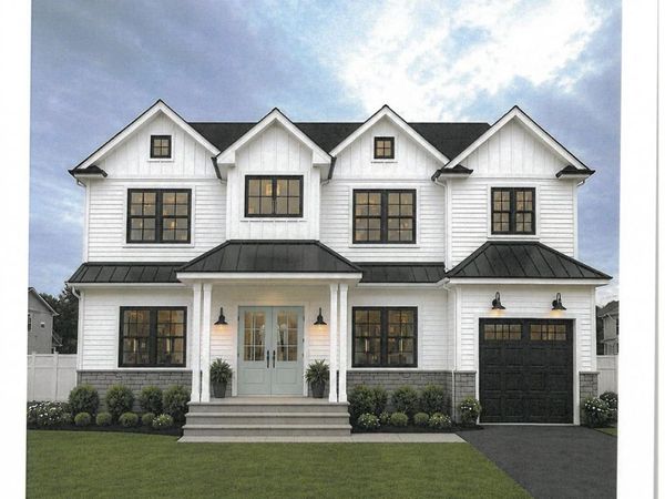 23 Garden Circle, Syosset, NY 11791