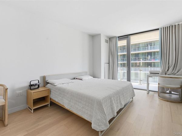 131-01 40th Road, Unit 11A, Flushing, NY 11354