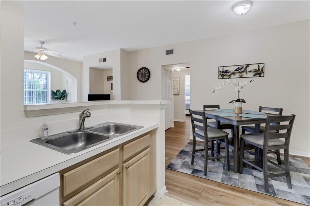 23600 Walden Center Dr , Unit 304, Estero, FL 34134 Photo