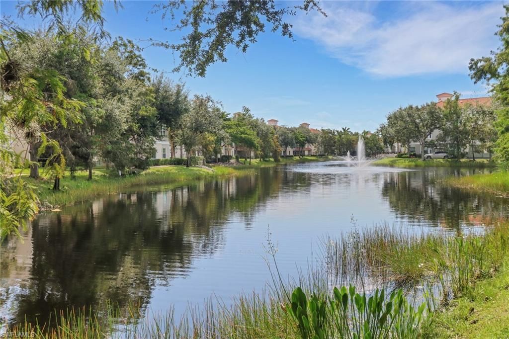 23600 Walden Center Dr , Unit 304, Estero, FL 34134 Photo