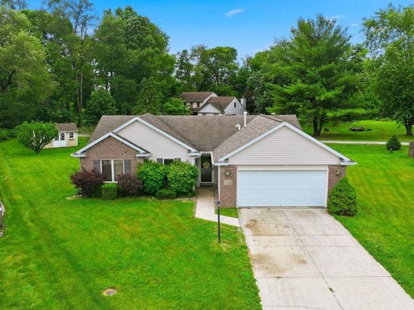 4223 Three Oaks Drive, Fort Wayne, IN 46809