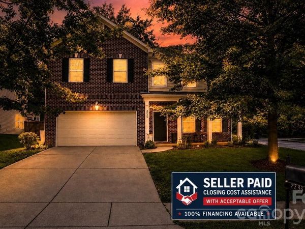 7235 Barefoot Forest Drive, Charlotte, NC 28269