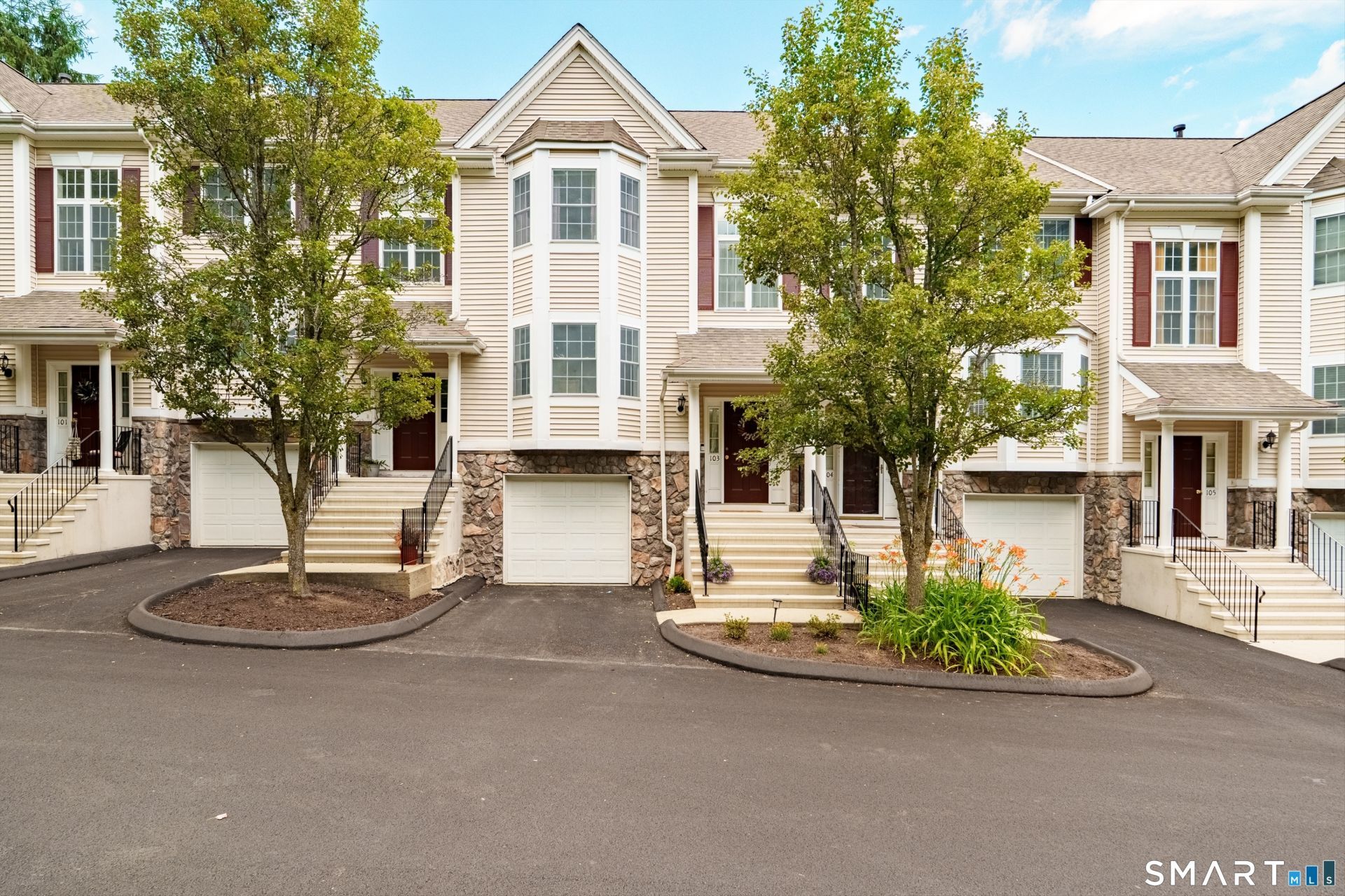 103 Larson, Unit 103, Danbury, CT 06810 Main Photo
