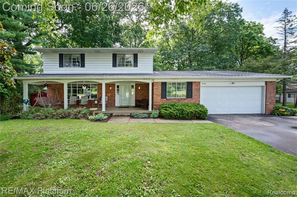 9460 Deer Park Court, Tyrone Township, MI 48430 Main Photo