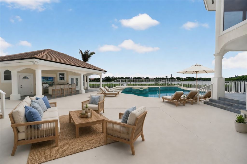 8020 S Seacrest Drive, Vero Beach, FL 32963 Photo
