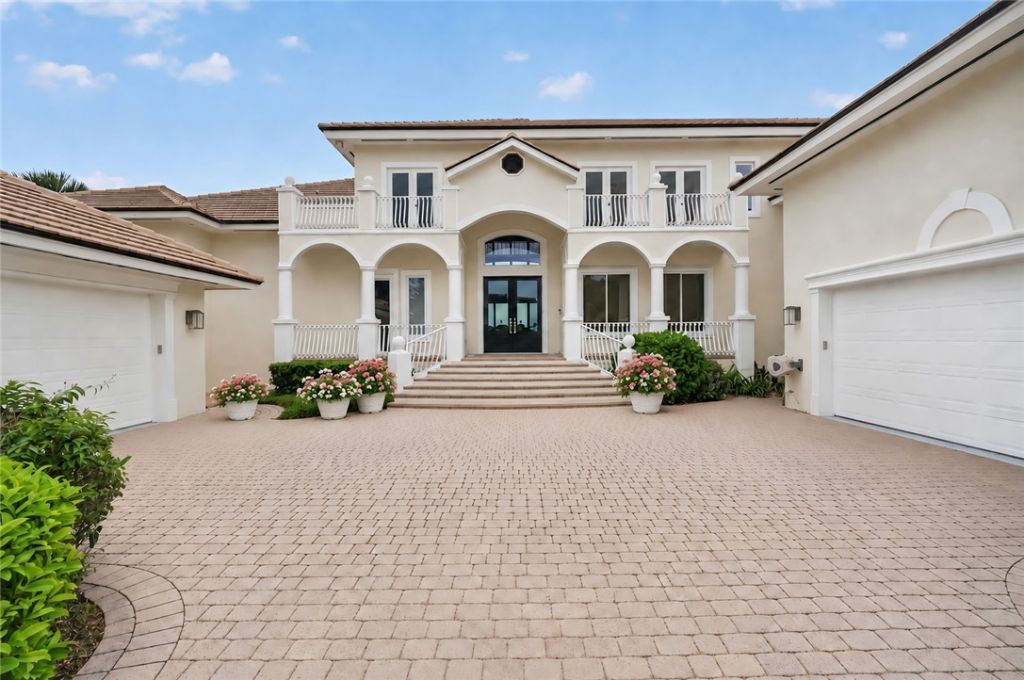 8020 S Seacrest Drive, Vero Beach, FL 32963 Photo