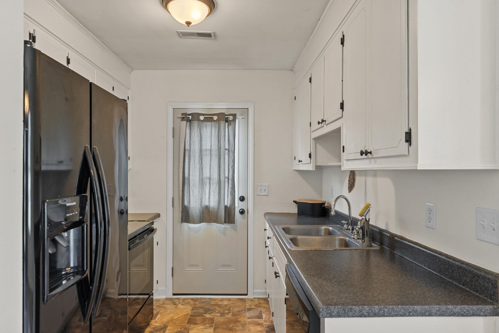 101 Lacey Court Photo 12