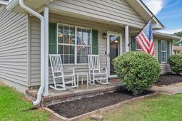 101 Lacey Court photo 4