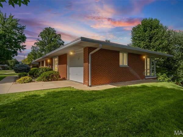 4 Chapel Court, Collinsville, IL 62234