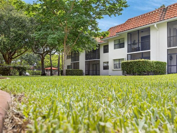 15718 E Waterside Cir , Unit 105, Sunrise, FL 33326