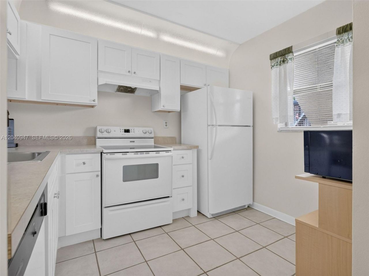15718 E Waterside Cir , Unit 105, Sunrise, FL 33326 Photo