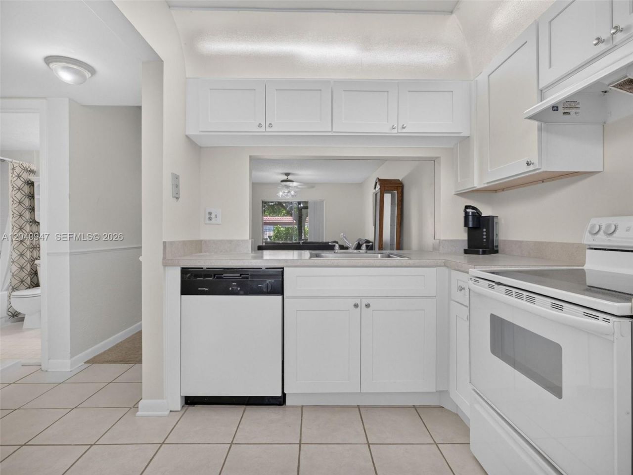 15718 E Waterside Cir , Unit 105, Sunrise, FL 33326 Photo