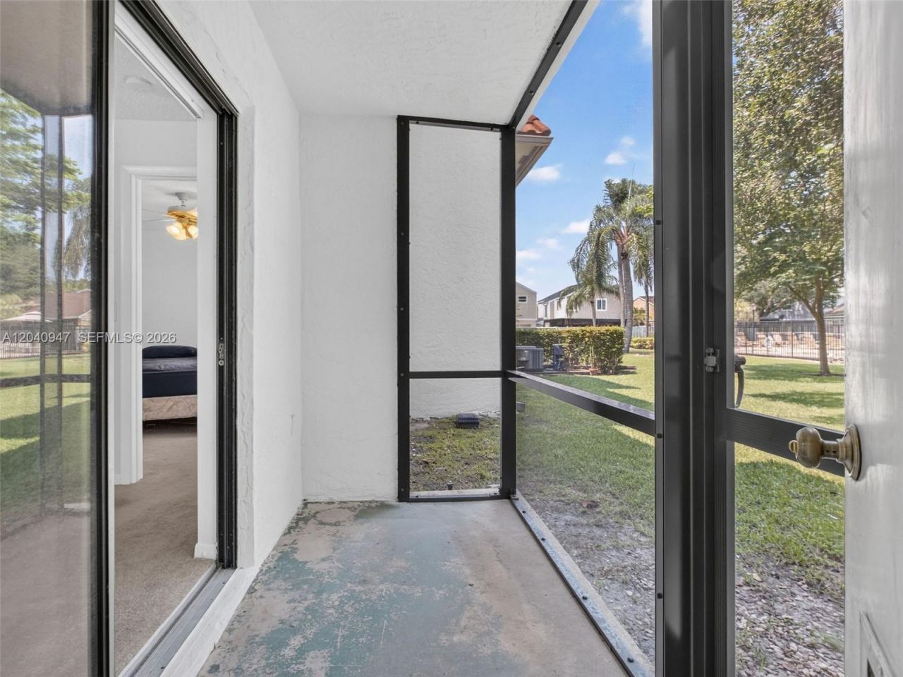 15718 E Waterside Cir , Unit 105, Sunrise, FL 33326 Photo