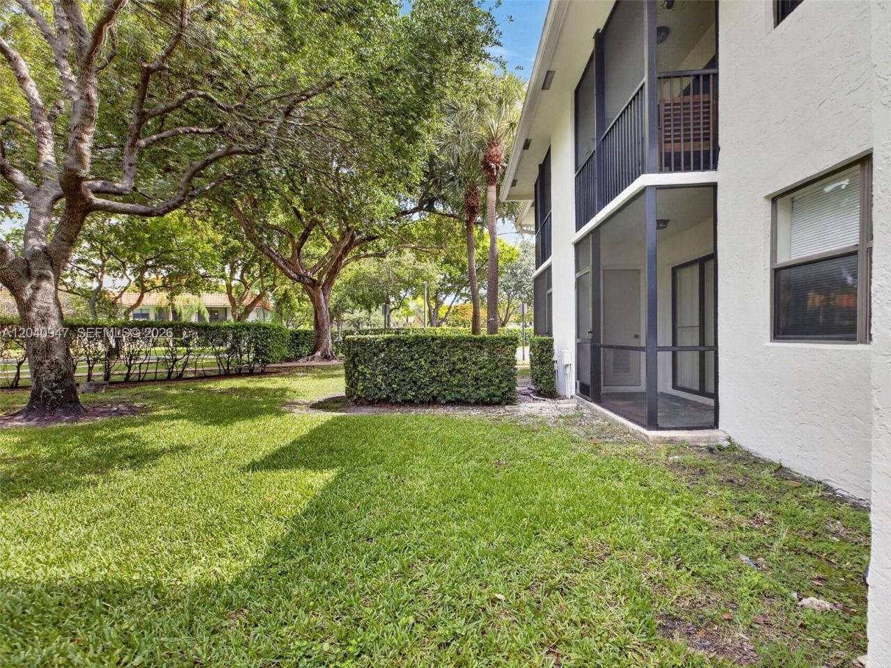15718 E Waterside Cir , Unit 105, Sunrise, FL 33326 Photo