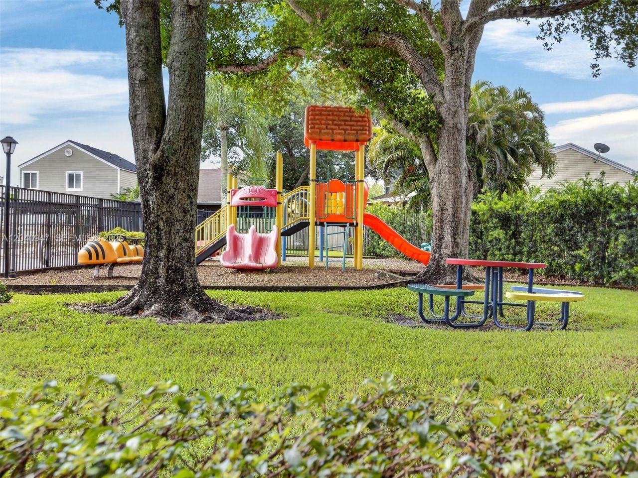 15718 E Waterside Cir , Unit 105, Sunrise, FL 33326 Photo